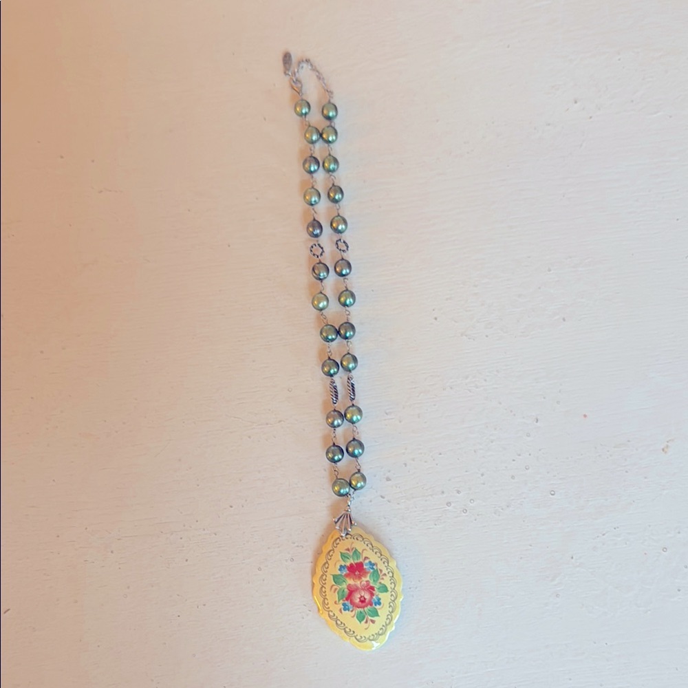Elegant Green Beaded Necklace with Floral Pendant by Ex Ex